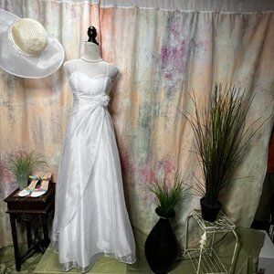 πBlondie Nites Sweet & Romantic Beaded Beach Wedding - Prom - Bride Dress Gown